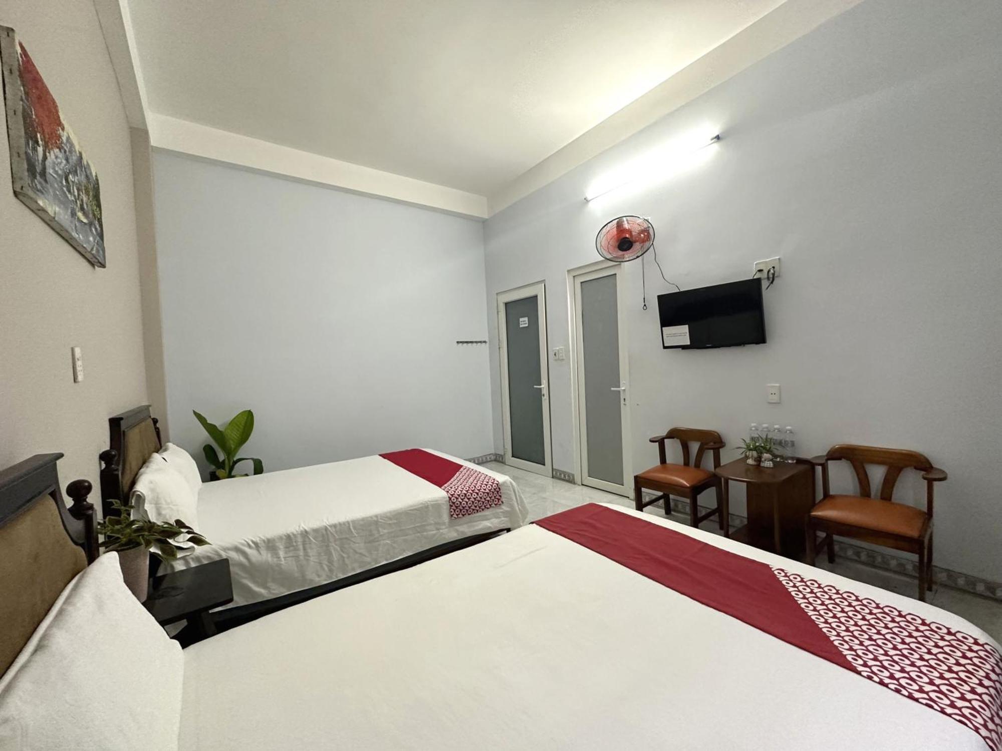 Oyo 1187 Suoi Da Motel Da Nang Buitenkant foto